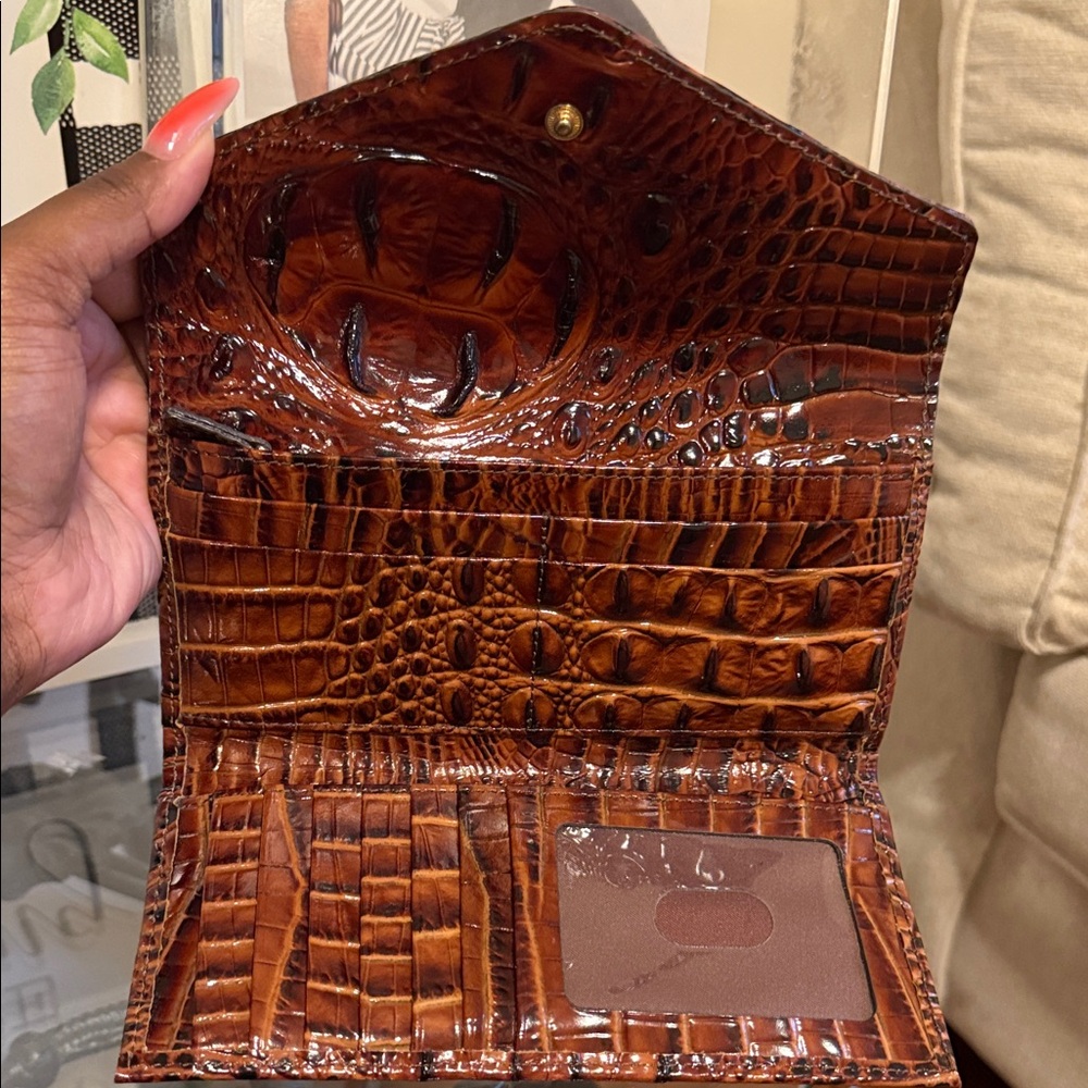 Brahmin Veronica  Wallet - Picture 7 of 8